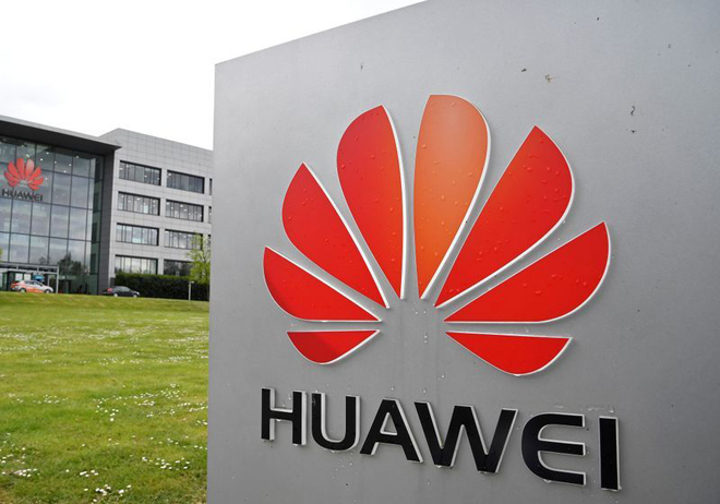 Huawei có mặt ở Anh suốt 20 năm qua. Trong ảnh: Một bảng chỉ dẫn đến văn phòng Huawei ở thành phố Reading của Anh. Ảnh: Reuters
