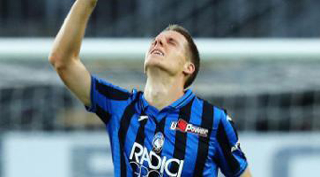 Mario Pasalic lập hattrick đầu tiên cho Atalanta.  Ảnh: EPA