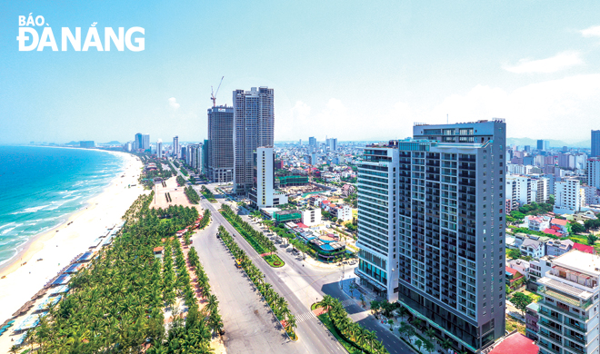 Quận Sơn Trà đang định hình là một đô thị hiện đại, trọng điểm du lịch, dịch vụ và kinh tế biển của thành phố. Ảnh: HUỲNH VĂN TRUYỀN