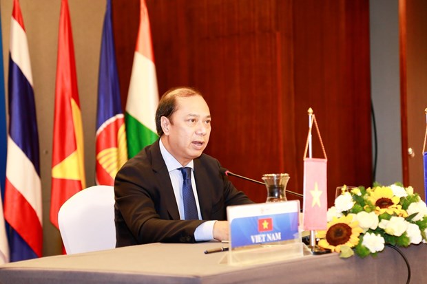 Vietnamese Deputy Foreign Minister Nguyen Quoc Dung speaks at the 22nd ASEAN-India Senior Officials' Meeting on July 16 (Photo: VNA)