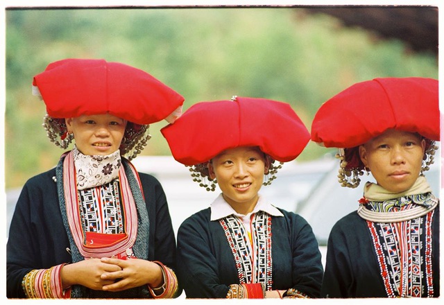 Nét riêng của trang phục phụ nữ Dao đỏ Lào Cai