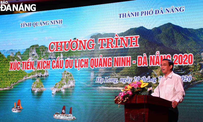 Da Nang People’s Committee Vice Chairman Le Trung Chinh addressing the seminar