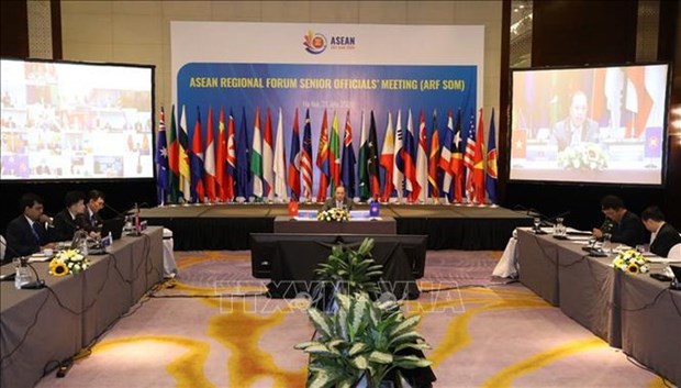 At the 27th Annual ASEAN Regional Forum (ARF) Senior Officials Meeting (SOM) in Hanoi on July 21 (Photo: VNA)