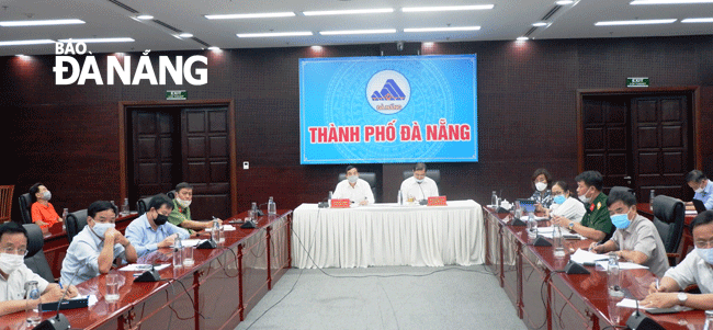 The Da Nang leaders asking for more support form the Ministry of Health in terms of  human resources and equipment so that the city could contain the Covid-19 spread as soon as possible.