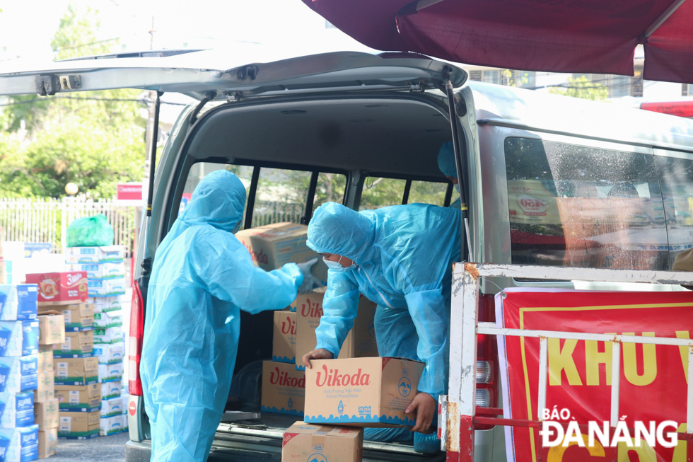 Thousands of bottles of water being donated to frontline healthcare workers