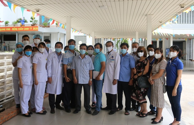 Ba điều dưỡng về thận nhân tạo Bệnh viện Chợ Rẫy chi viện Đà Nẵng