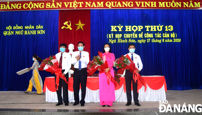 Ông Nguyễn Hòa được bầu giữ chức Chủ tịch UBND quận Ngũ Hành Sơn
