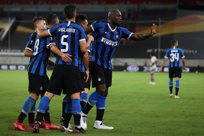 Inter sẽ bước ra từ bóng tối