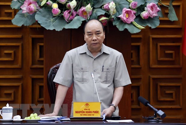 Prime Minister Nguyen Xuan Phuc speaks at the meeting. (Photo: VNA)