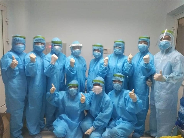 Doctors and nurses in Da Nang. Photo courtesy An Binh