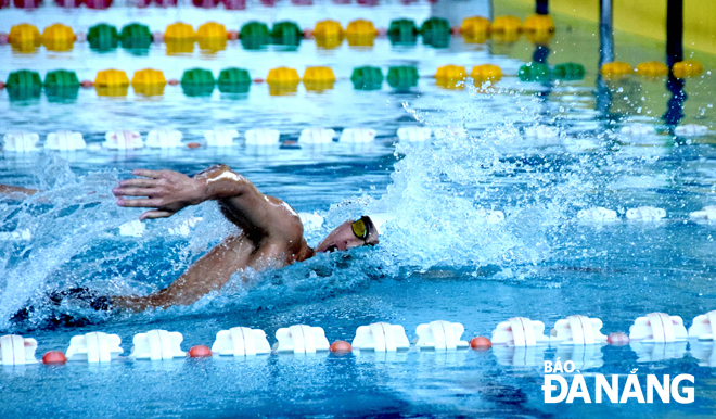 Promising talented swimmer Nguyen Huu Kim Son