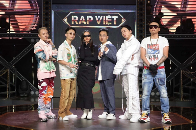 Rap Việt gathers many famous Vietnamese rappers like Binz, Rhymastic, Suboi, Justatee, Karik, and Wowy (from left to right).