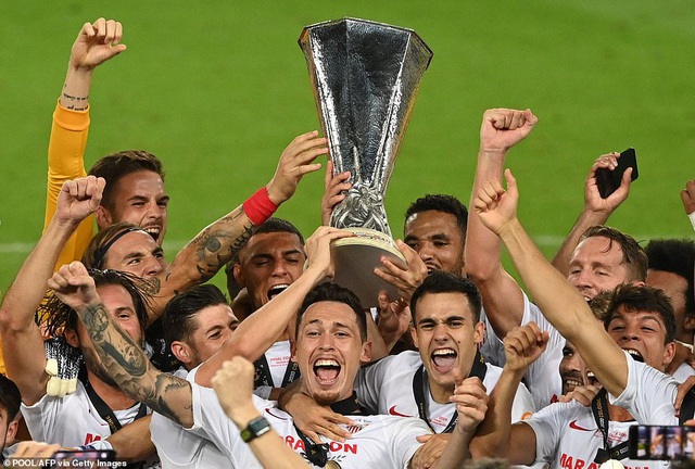 Sevilla lần thứ 6 lên ngôi vô địch Europa League/uEFA Cup