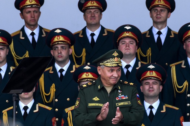 Bộ trưởng quốc phòng Nga Sergei Shoigu tham dự sự kiện. Lễ khai mạc Diễn đàn kỹ thuật quân sự quốc tế (ARMY 2020) được tổ chức chung với Hội thao quân sự quốc tế 2020 (Army Games 2020). Đây là các sự kiện quan trọng nhất của Bộ Quốc phòng Nga trong năm nay.