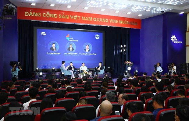 The launching event of Viet Solutions 2020 on July 8 (Photo: VNA)