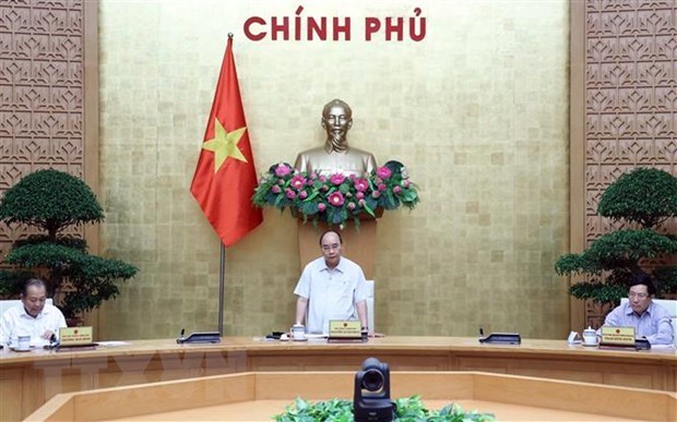 Prime Minister Nguyen Xuan Phuc on August 27 asked ministries and agencies to closely monitor and accelerate granting of visas to foreign experts and investors. (Photo: VNA)