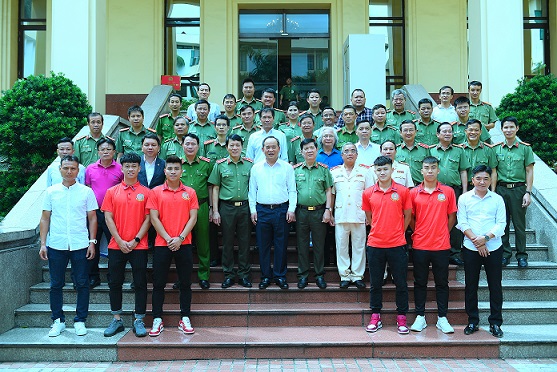 Thiếu tướng Lê Vân giữ chức Chủ tịch CLB Bóng đá Công an nhân dân