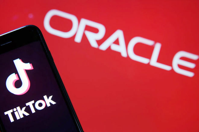 TikTok buộc phải bán cho Oracle và Walmart của Mỹ. Ảnh: Getty Images