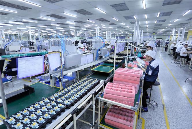 Dây chuyền sản xuất bản mạch điện tử tại Công ty TNHH Nexcon Việt Nam, vốn đầu tư của Hàn Quốc tại Bắc Ninh. Ảnh minh họa: Danh Lam-TTXVN