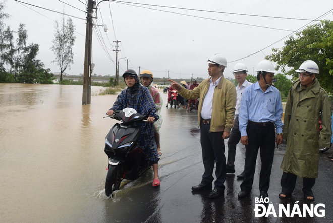 Thủ tướng chỉ đạo ứng phó mưa, lũ lớn tại miền Trung: Không để người dân thiếu đói, rét