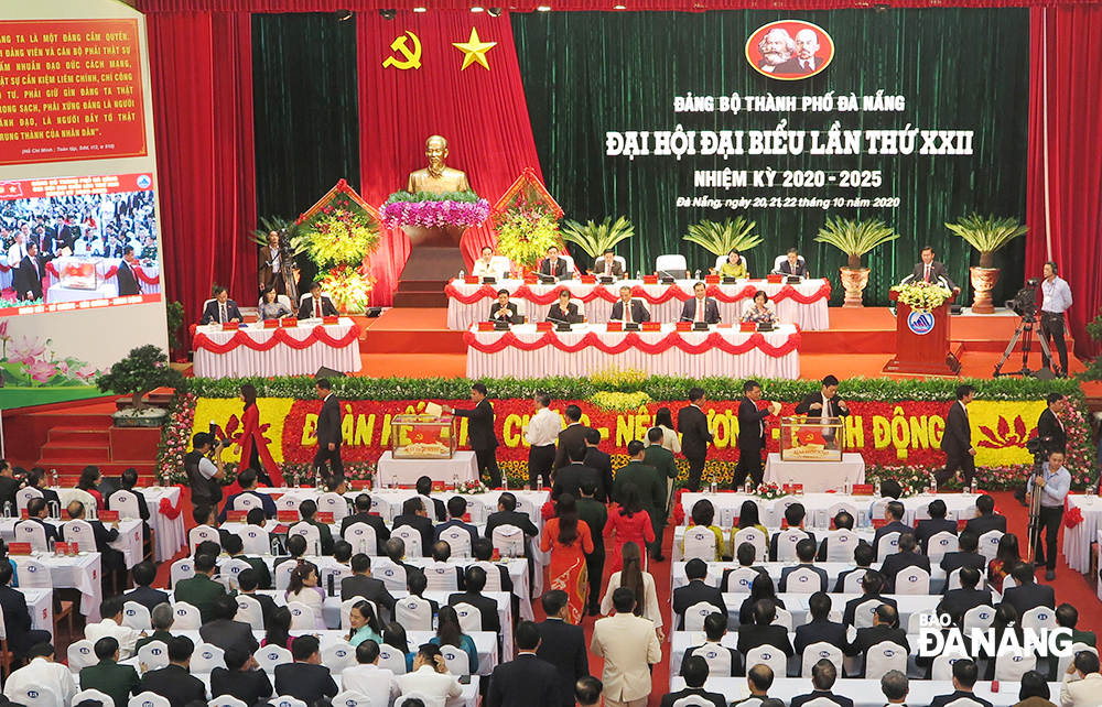 Thông cáo báo chí Phiên họp ngày 21-10 Đại hội XXII Đảng bộ thành phố Đà Nẵng