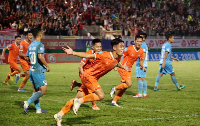 Bình Định giành quyền thăng hạng lên V-League 2021