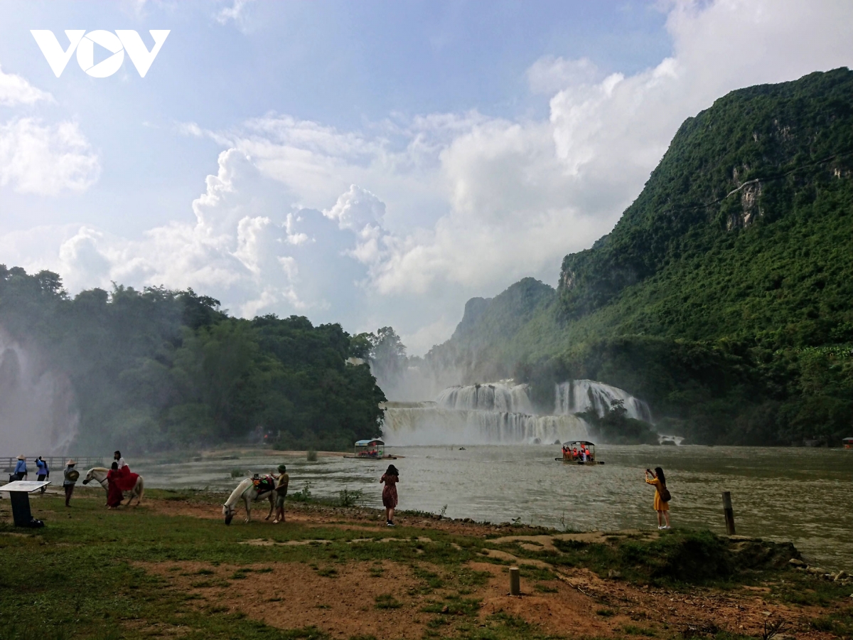 Thác Bản Giốc thuộc trong quần thể Công viên Địa chất Toàn cầu Cao Bằng được UNESCO công nhận trên toàn cầu.