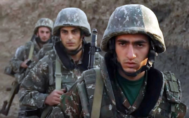 Binh lính Armenia ở vùng tranh chấp Nagorno-Karabakh. 	             Ảnh: AP