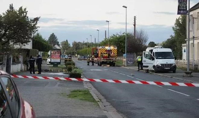 Hiện trường vụ tai nạn máy bay ở Loches, tỉnh Indre-et-Loire, Pháp (Ảnh: Getty)