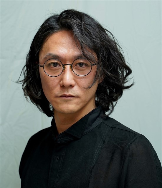 Japanese director Tsuyoshi Sugiyama. Photos coutersy of Viet Nam Youth Theatre