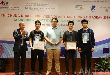 Winners of the 2019 ASEAN Student Contest on Information Security (Photo: sv-attt.vnisa.org.vn)