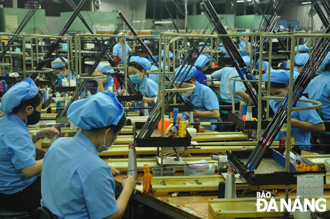 The working ambiance taken in the Daiwa Viet Nam company based in Hoa Khanh Industrial Park, Lien Chieu District