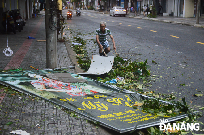 The clean-up of streets underway