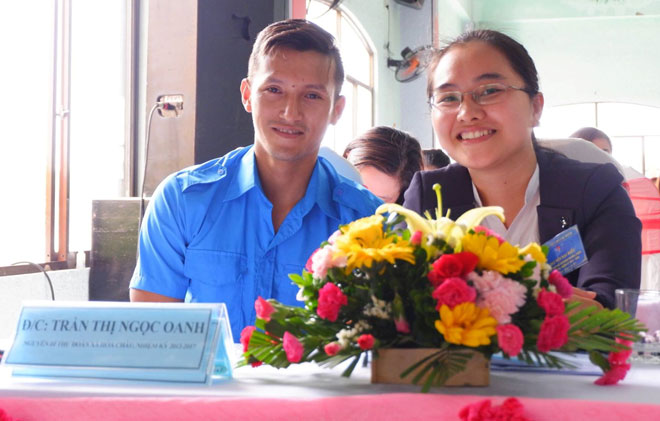Trước khi làm Chủ tịch Ủy ban MTTQ Việt Nam xã Hòa Châu, chị Trần Thị Ngọc Oanh có nhiều năm làm Bí thư Đoàn xã. (Ảnh do nhân vật cung cấp)