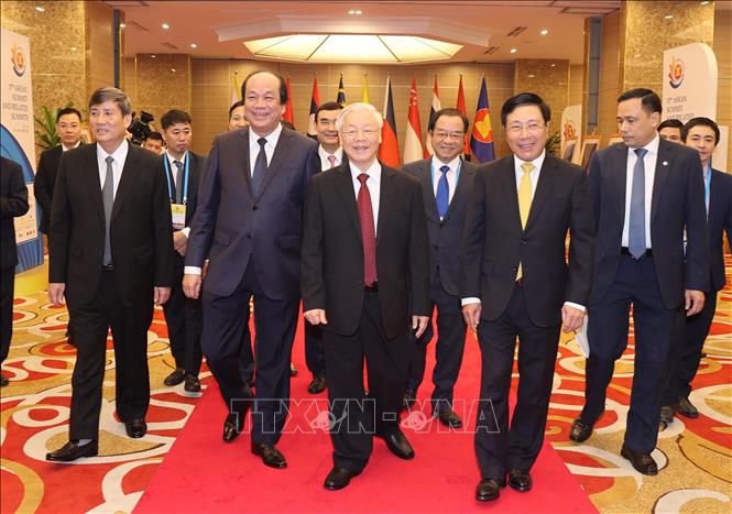 Khai mạc Hội nghị Cấp cao ASEAN lần thứ 37