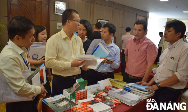 A scene of the first-ever Supply-Demand Matching Conference in Support Industries in the Central Viet Nam and Central Highlands regions took place in Da Nang last year