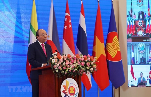 Prime Minister Nguyen Xuan Phuc speaks at the 36th ASEAN Summit (Photo: VNA)