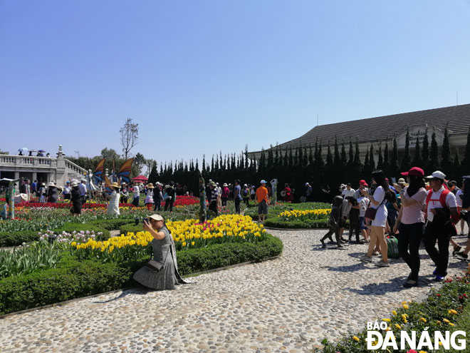 Visitors at the Sun World Ba Na Hills