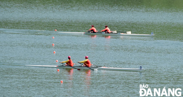Với việc kiểm soát tốt dịch bệnh cùng năng lực tổ chức, Đà Nẵng ngày càng được tin tưởng, qua việc tổ chức thành công giải Vô địch Rowing và Canoeing các CLB toàn quốc 6-2020. Ảnh: ANH VŨ