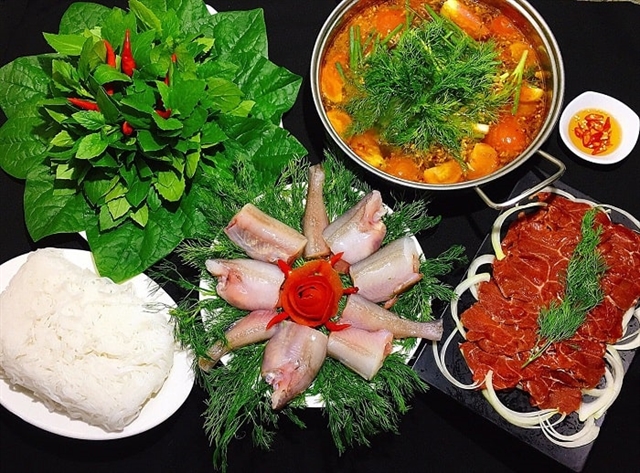 A tray of khoai fish hotpot to be ready to serve family members at weekend. — Photo monngonmientrung.vn