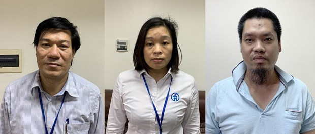 Xét xử vụ án tại CDC Hà Nội: 27 luật sư bào chữa cho 10 bị cáo