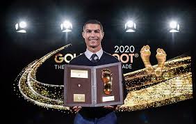 C.Ronaldo nhận giải thưởng 