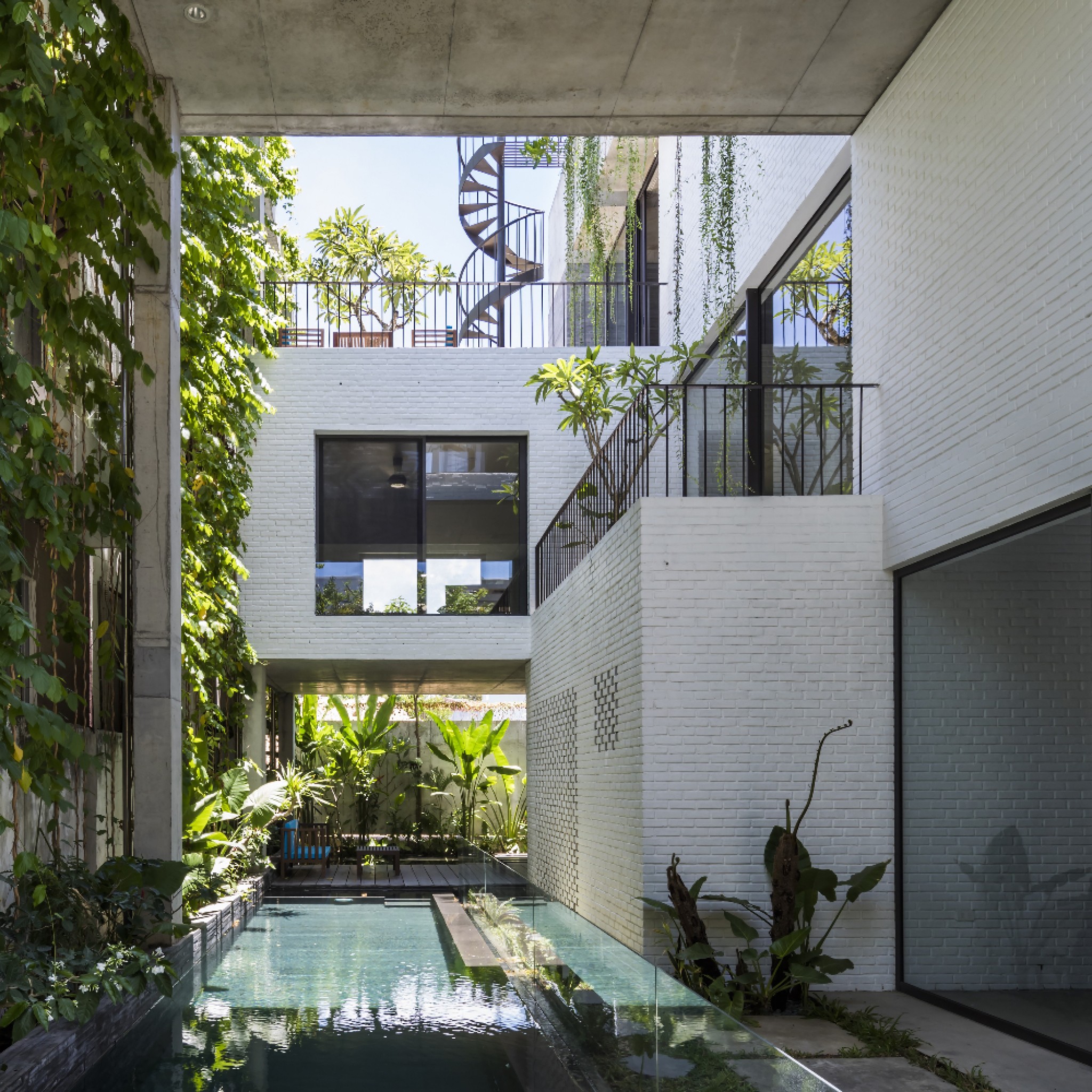 Thang House, Da Nang City, Viet Nam, by Vo Trong Nghia Architects