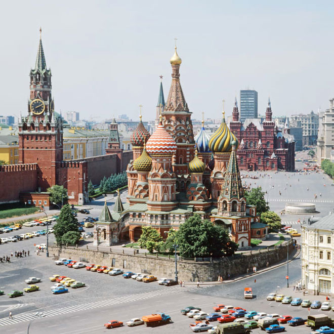 Nhà thờ Saint Basil nằm ở Quảng trường Đỏ của Moscow. Ảnh: TASS/Getty Images	