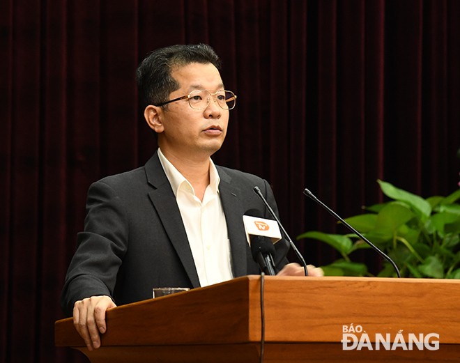 Bí thư Thành ủy Nguyễn Văn Quảng phát biểu kết luận tại kỳ họp. Ảnh: ĐẶNG NỞ