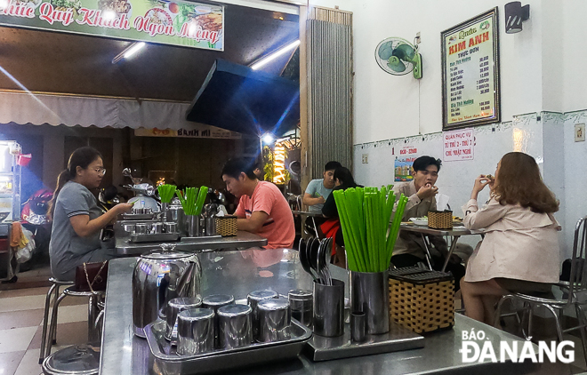 An eatery on Huynh Thuc Khang Street