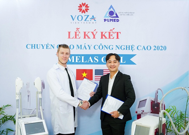Ông Michael Tirant và ông Nguyễn Văn Nhựt hoàn tất quá trình chuyển giao công nghệ điều trị Nám Melas Cell.