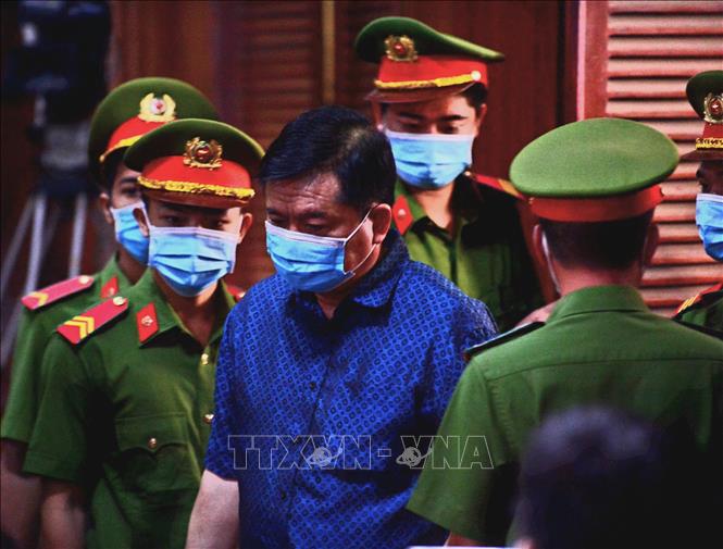  Bị cáo Đinh La Thăng tại phiên tòa ngày 16/12/2020.
