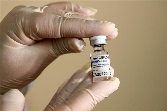  Vaccine phòng Covid-19 Sputnik V của Nga. Ảnh: AFP/TTXVN