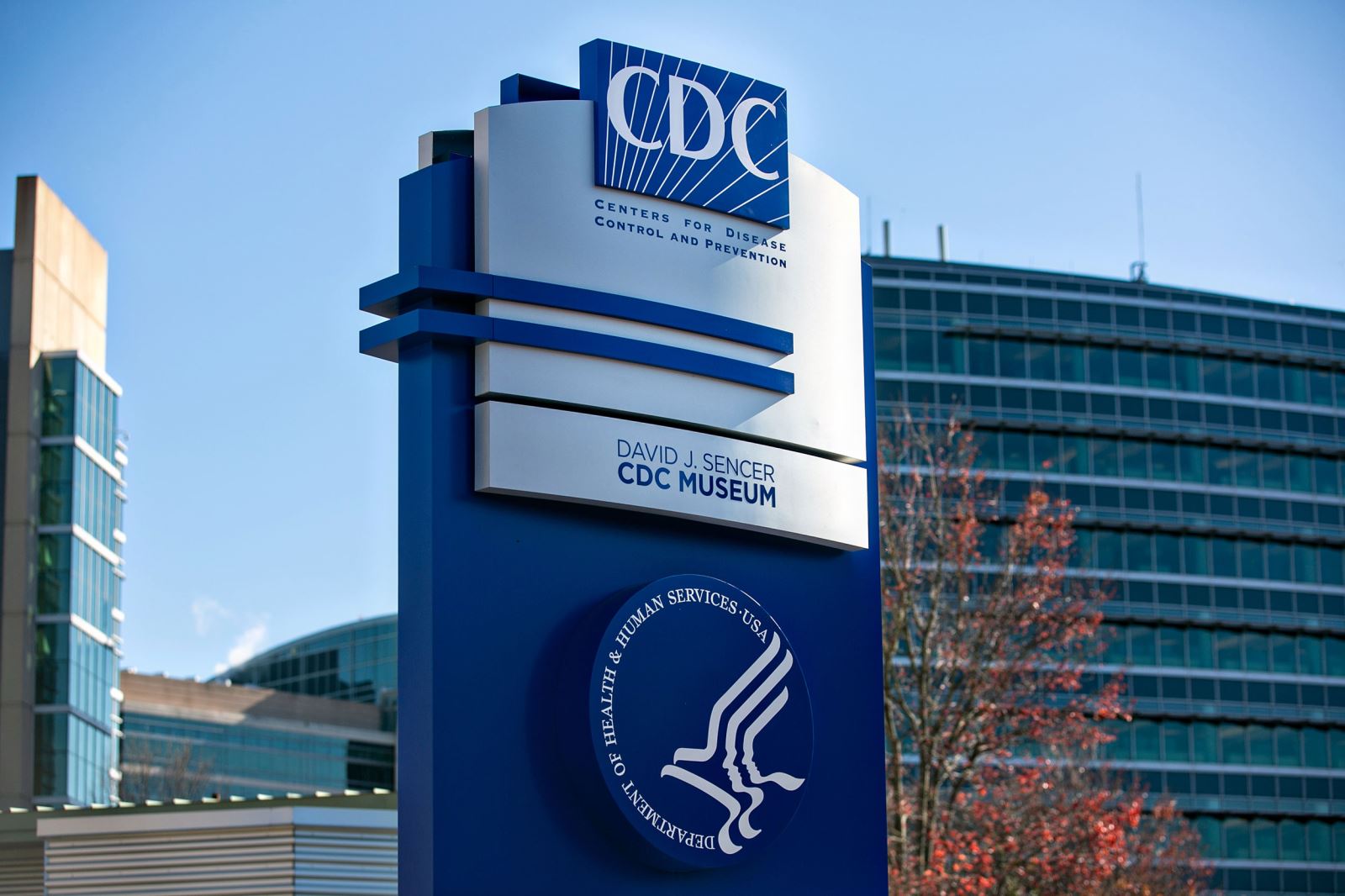 Ban Cố vấn Trung tâm Phòng ngừa và Kiểm soát dịch bệnh Mỹ (CDC) đã bỏ phiếu đề xuất sử dụng khẩn cấp vaccine Covid của Moderna. Ảnh: CNN